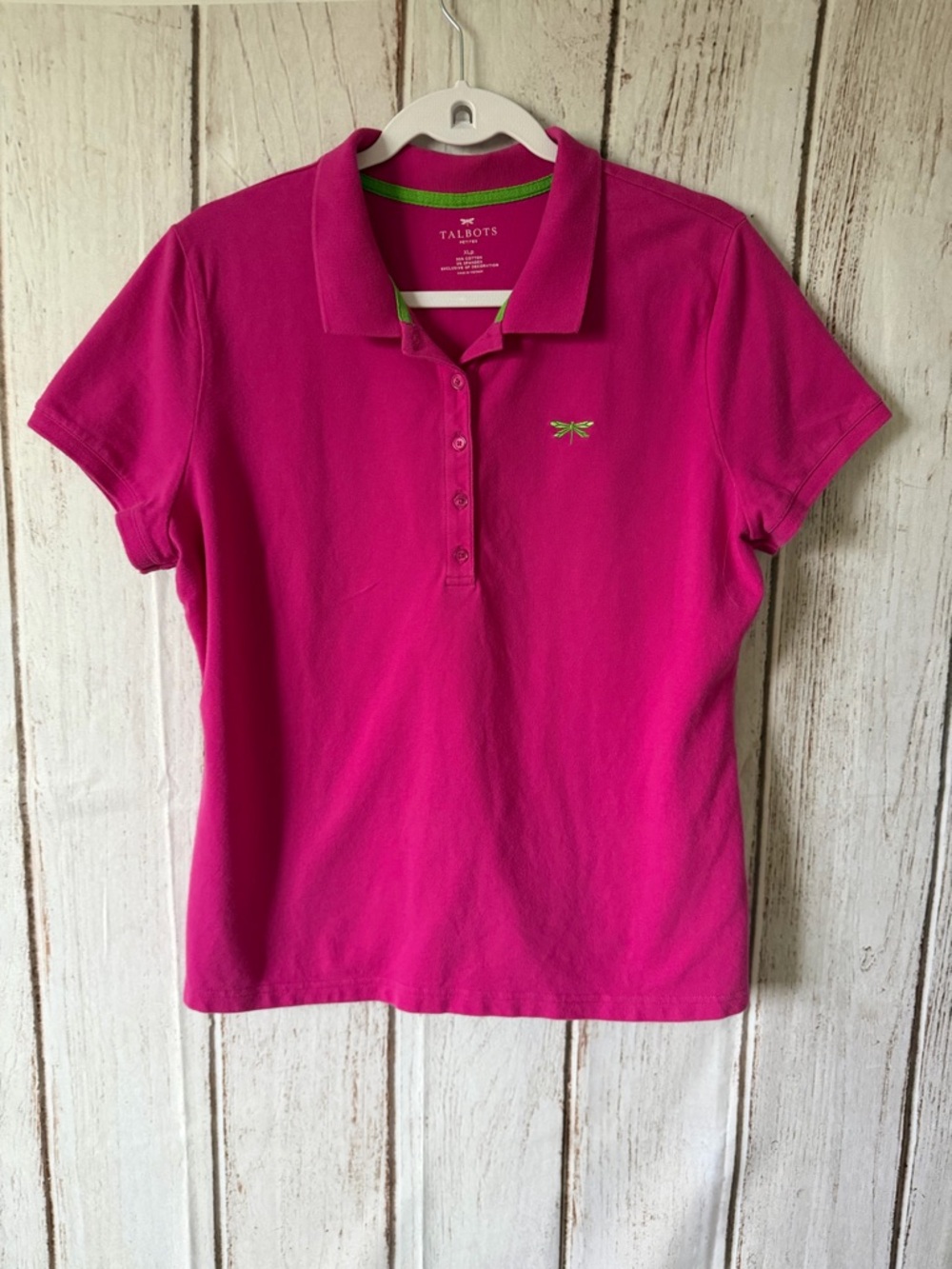 Talbots Petites Pique Polo Shirt with Dragonfly Embroidery in
Magenta XLp